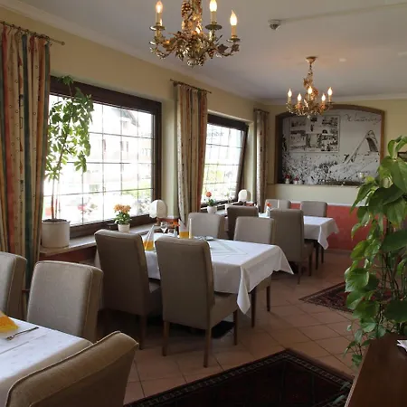 Schneider Hotel 3*