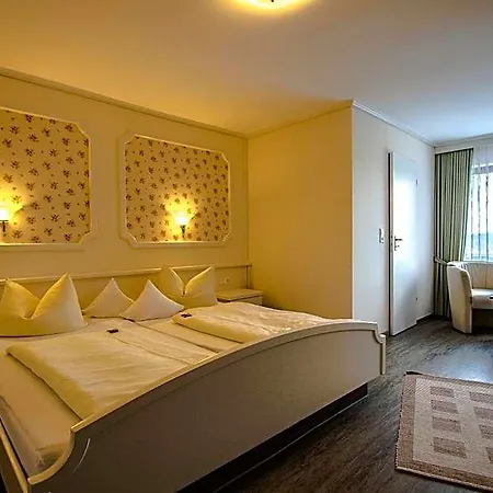 Hotel Schneider 3*